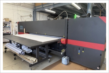 Vutek H5 Corrugated + 3/4 Loader in 5-26 to Austria